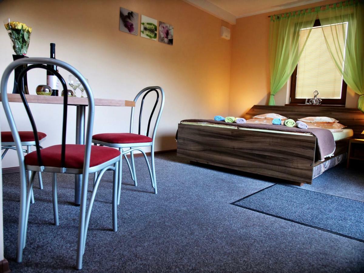 Apartmany U Slavky Besenova Ngoại thất bức ảnh