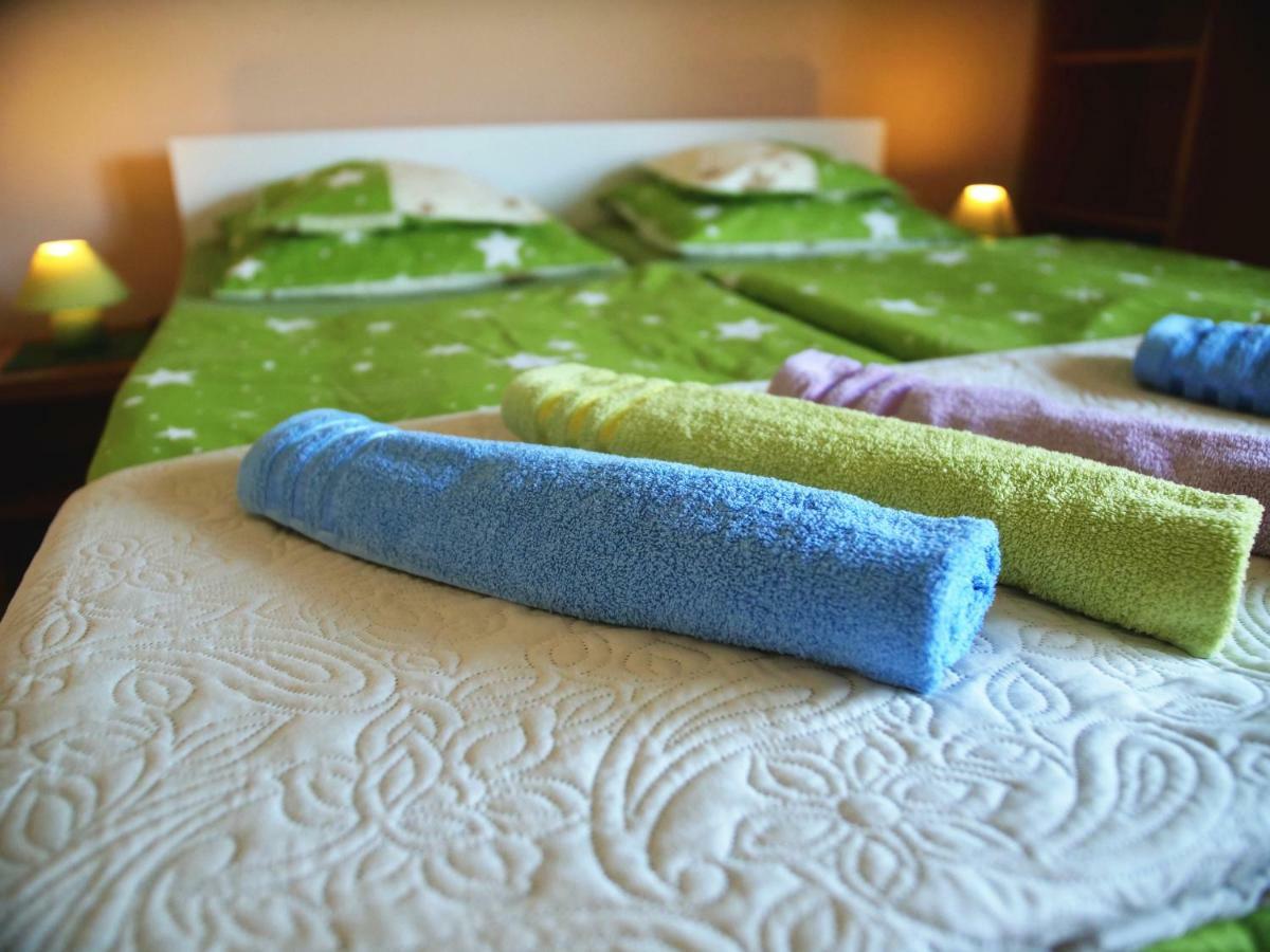 Apartmany U Slavky Besenova Ngoại thất bức ảnh
